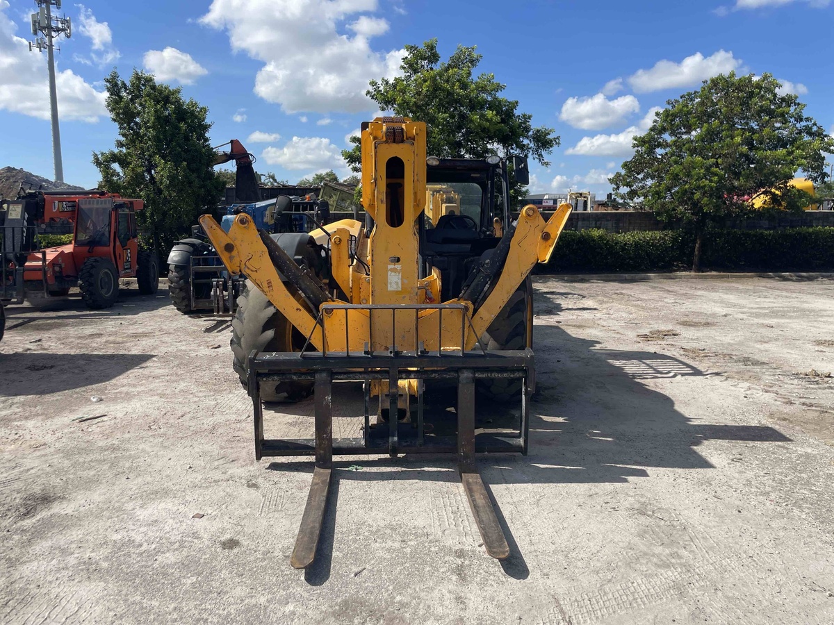 2018 JCB 510-56-3