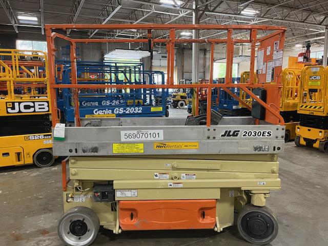 2004 JLG 2030ES