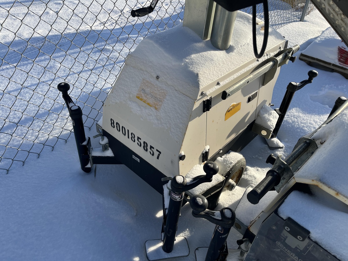 2017 Magnum PLT240-2