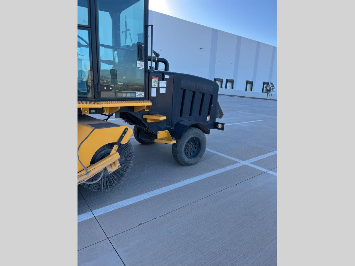 2018 LayMor SweepMaster 450-ST