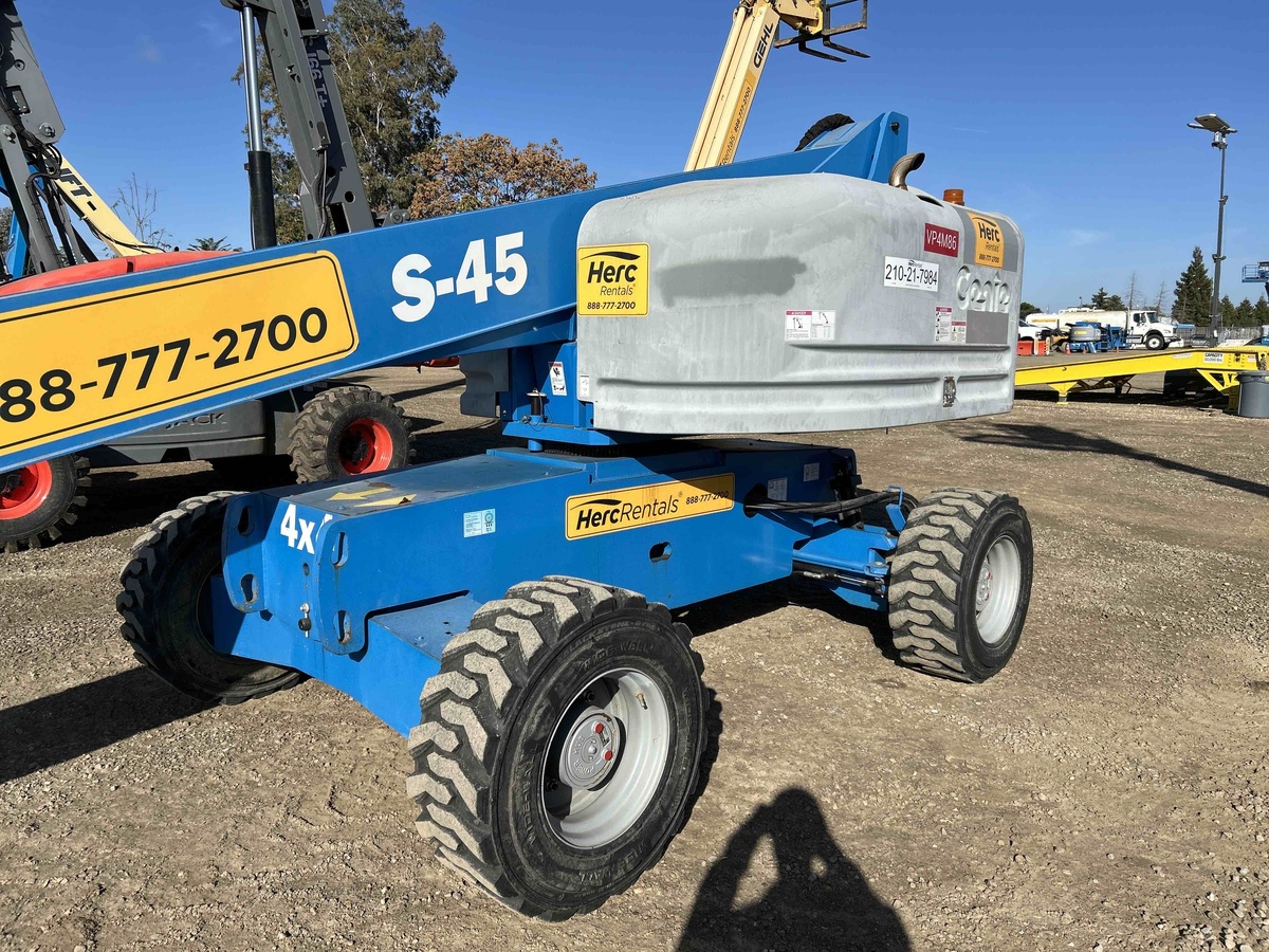 2017 Genie S-45
