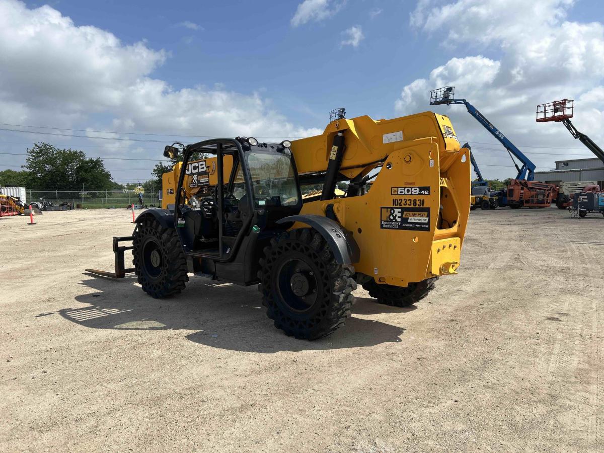2018 JCB 509-42-2