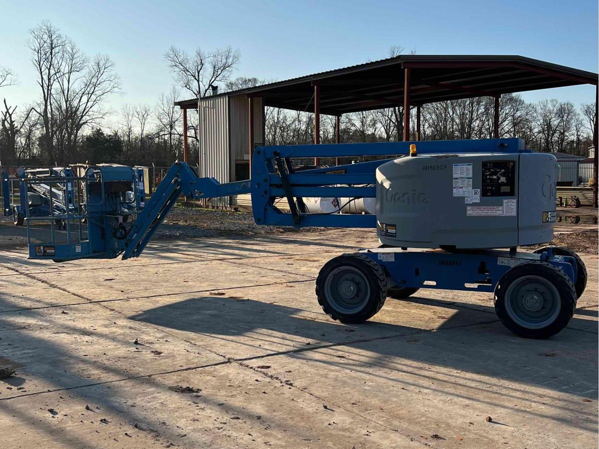 2016 Genie Z-45/25 RT