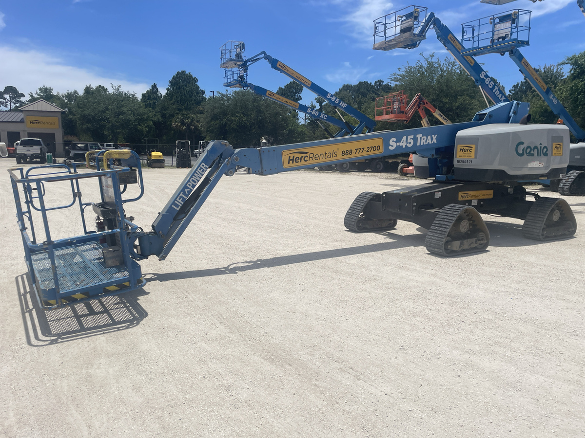 2020 Genie S-45XC