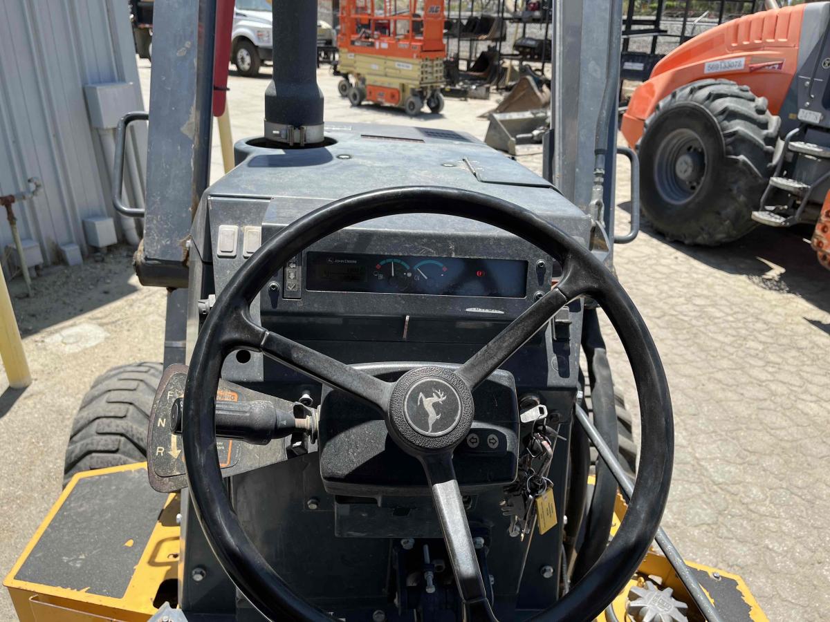 2018 John Deere 210LEP-8