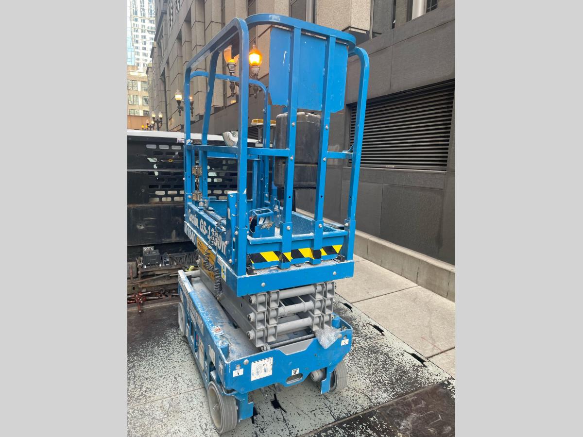 2019 Genie GS1330M