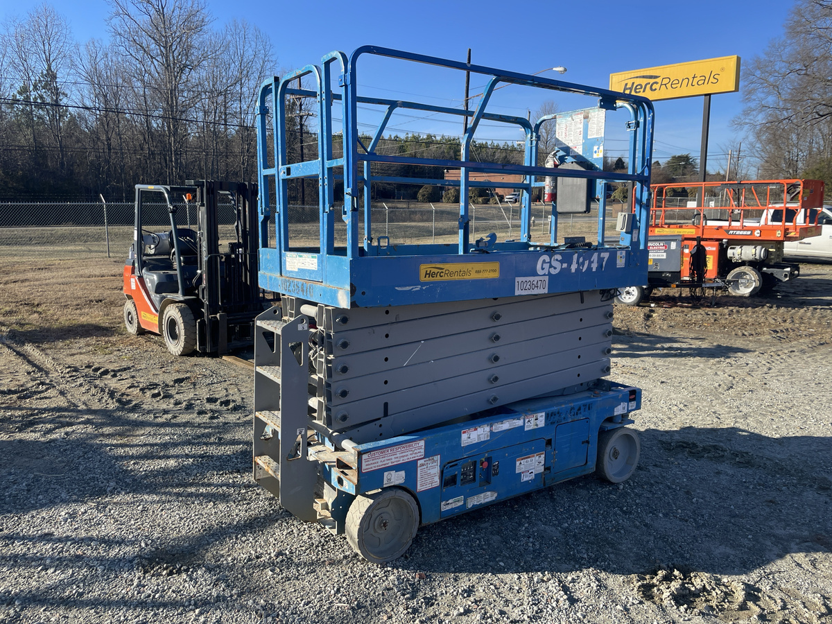 2018 Genie GS-4047