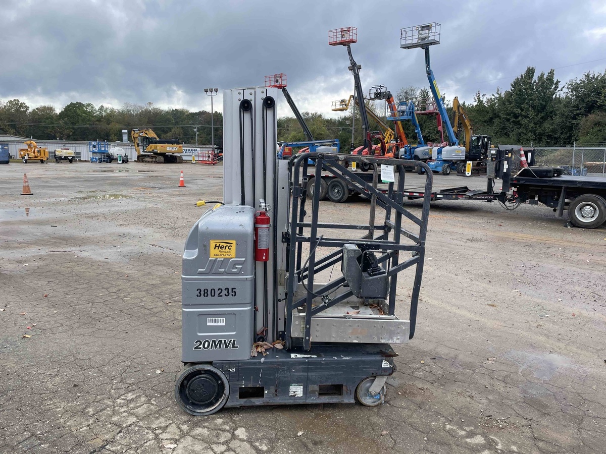 2018 JLG 20MVL-2