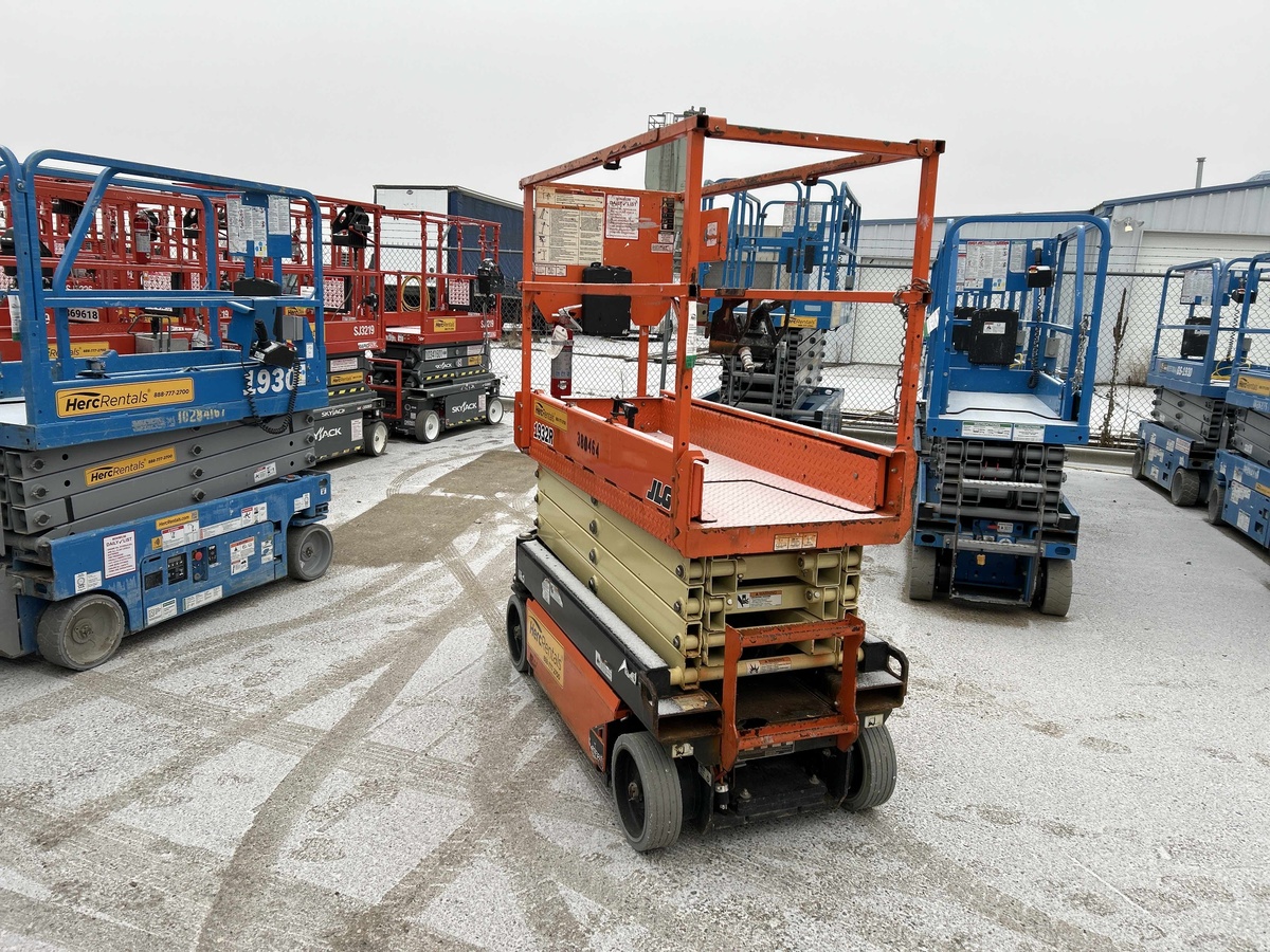 2018 JLG 1932R-7
