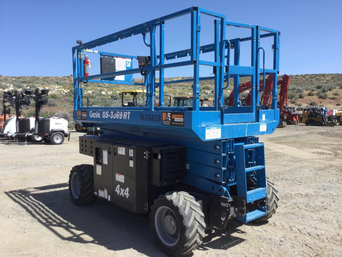2017 Genie GS-3369 RT