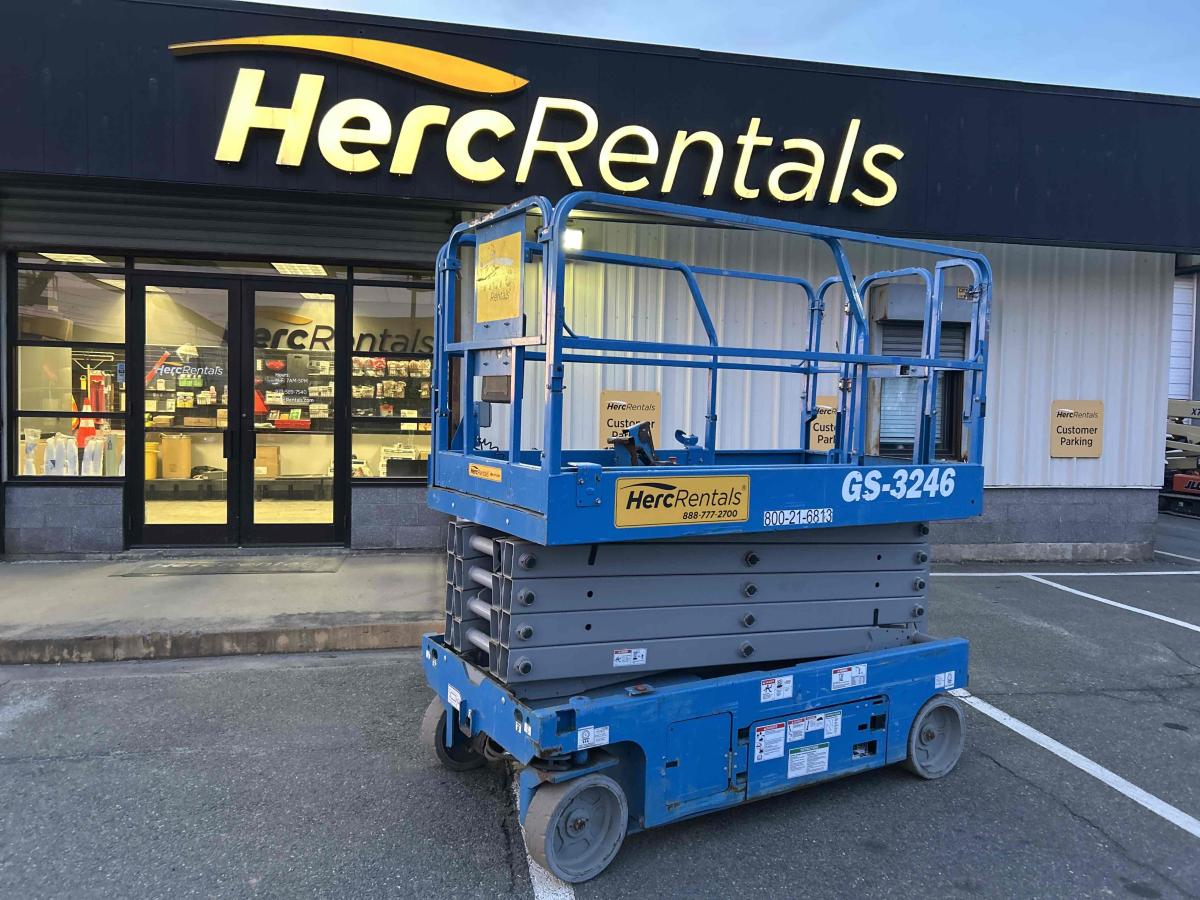 2018 Genie GS-3246