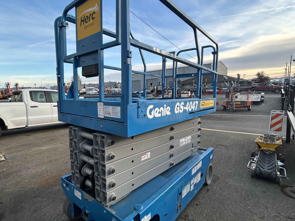 2017 Genie GS-4047-8
