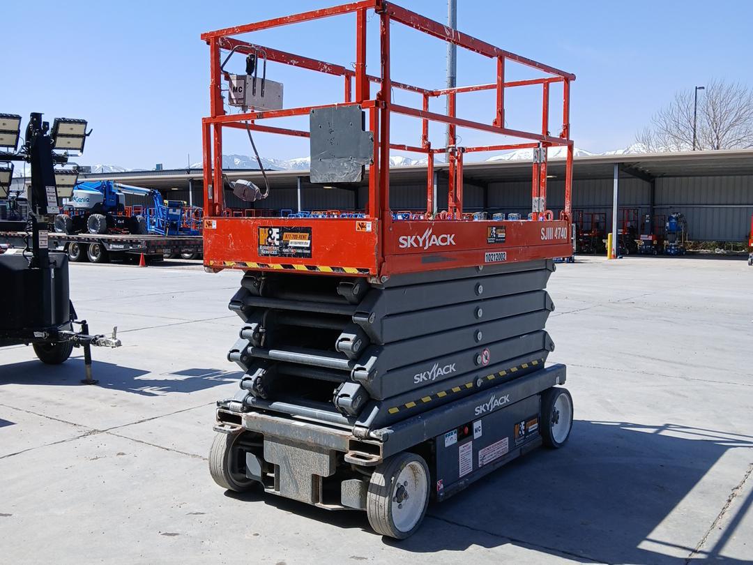 2017 Skyjack SJ4740