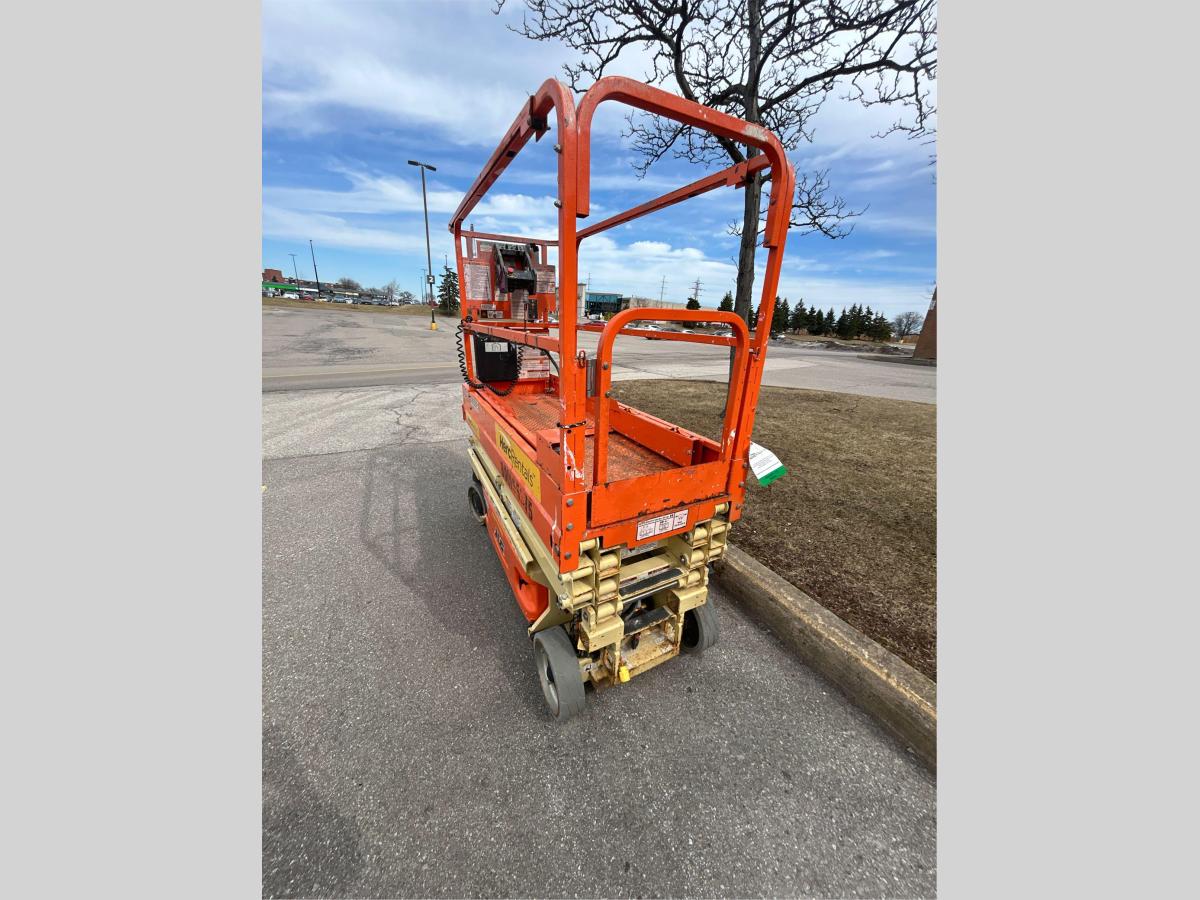 2017 JLG 1930ES-3