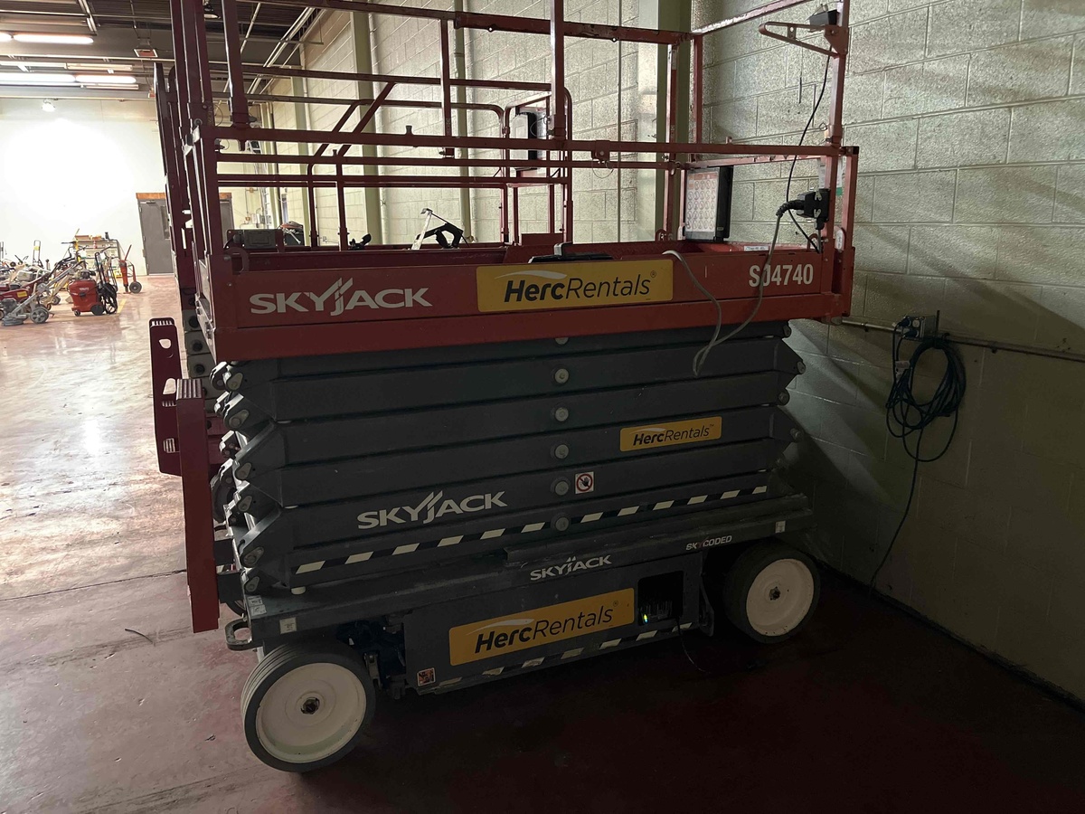 2020 Skyjack SJ4740-2