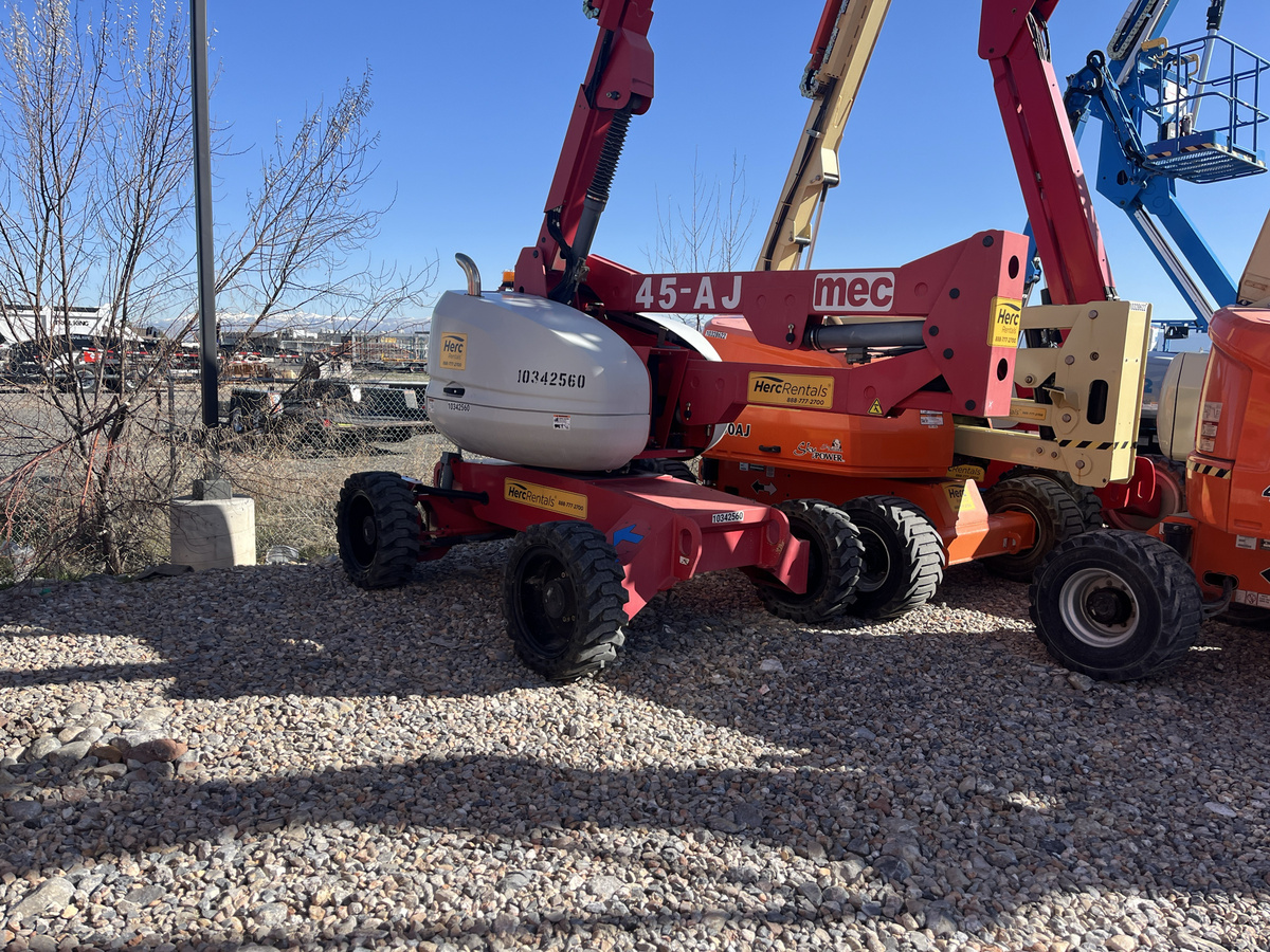 2021 MEC 45AJ