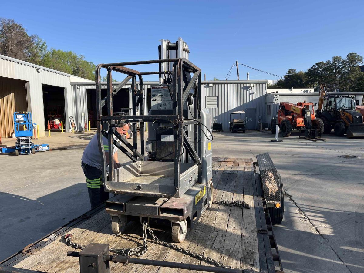 2018 JLG 20MVL