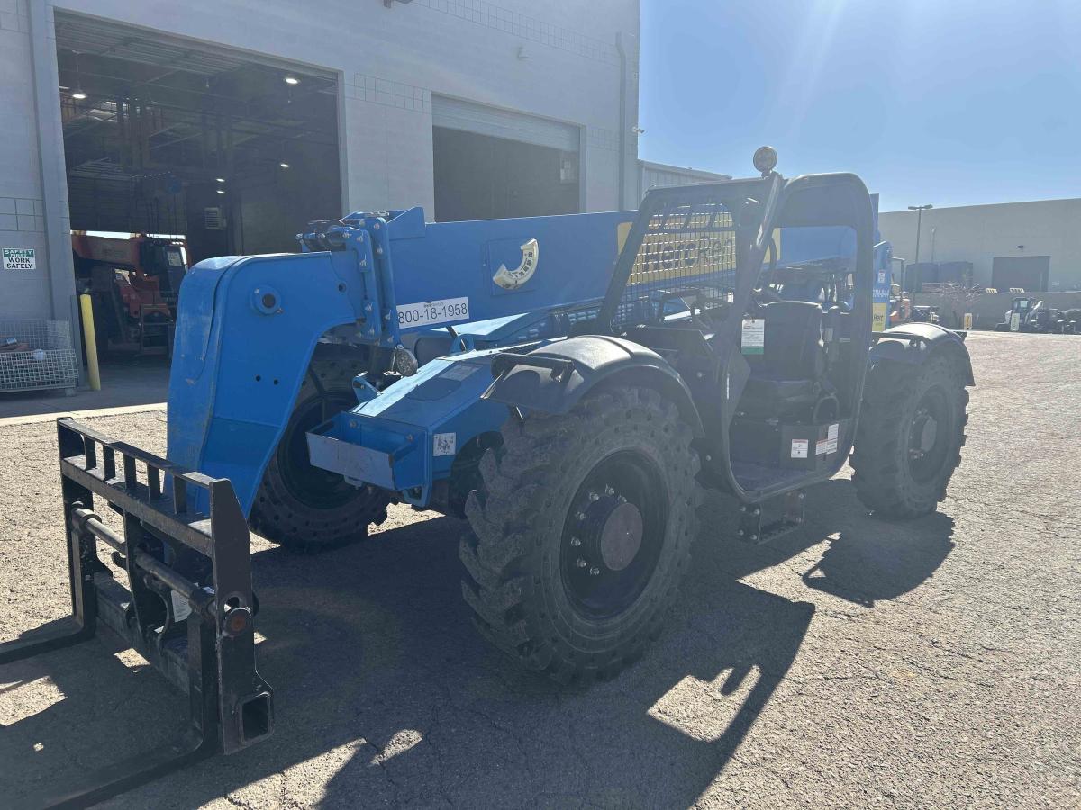 2017 Genie GTH 844