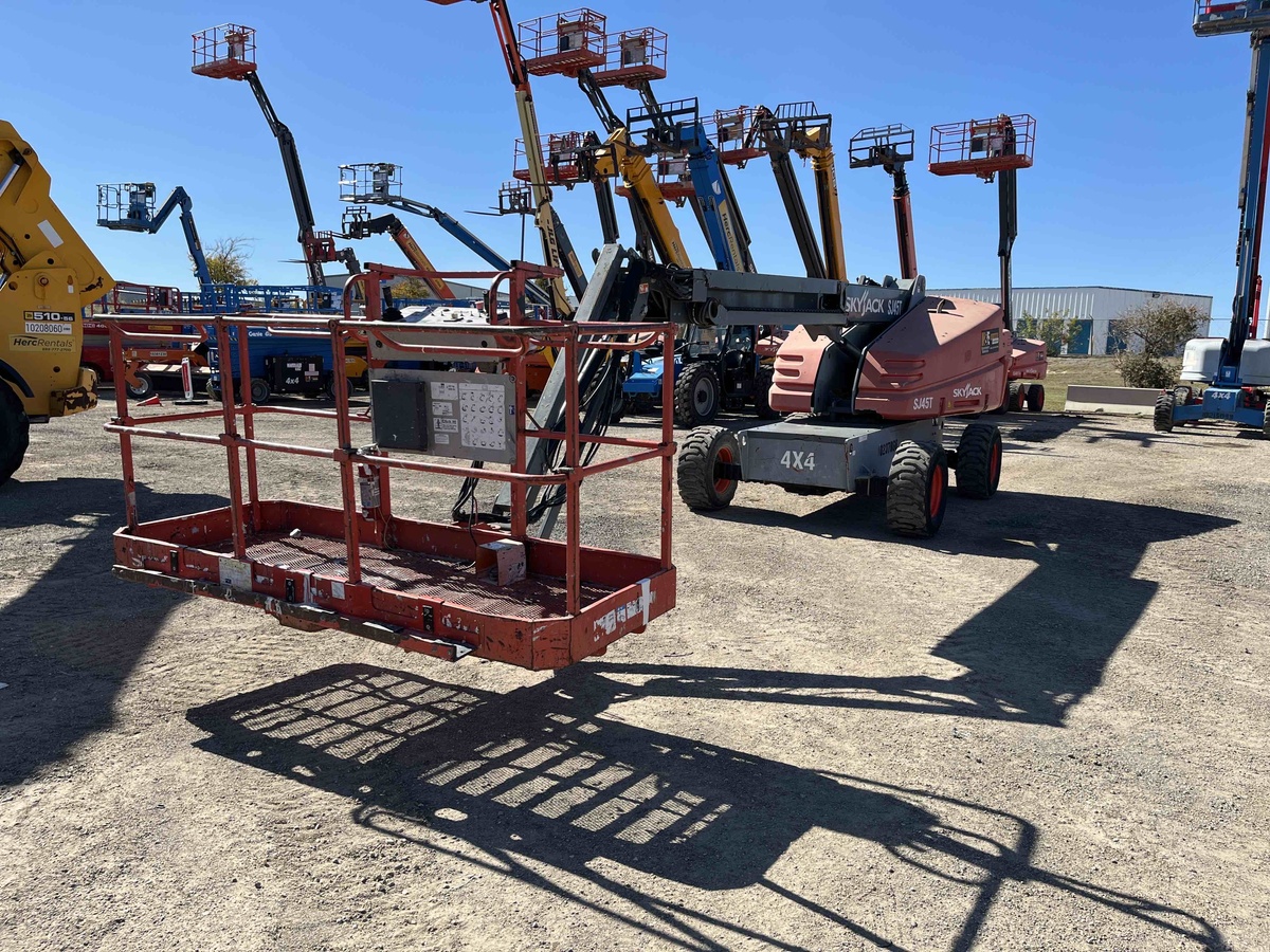 2018 Skyjack SJ45 T-2