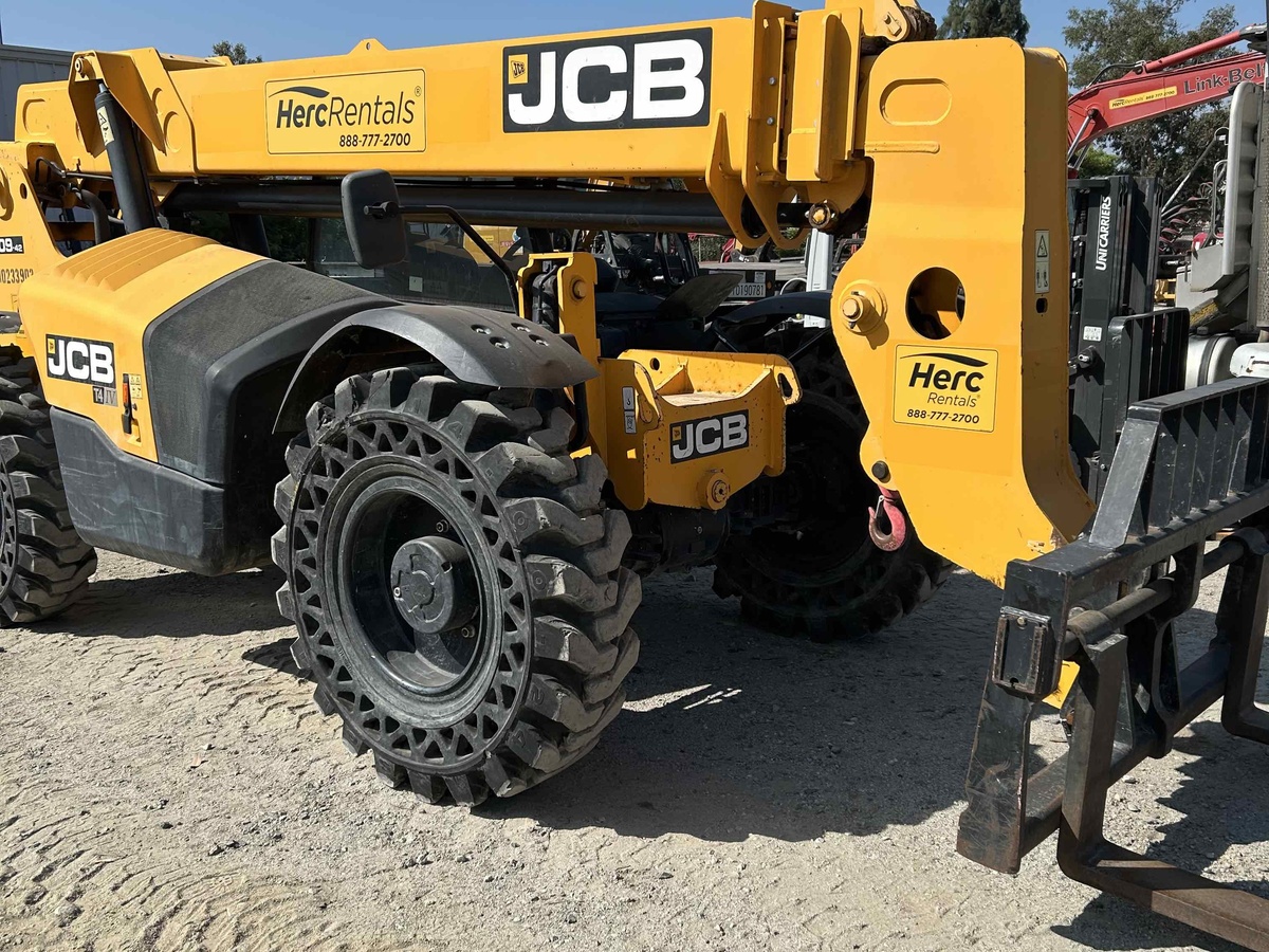 2018 JCB 509-42
