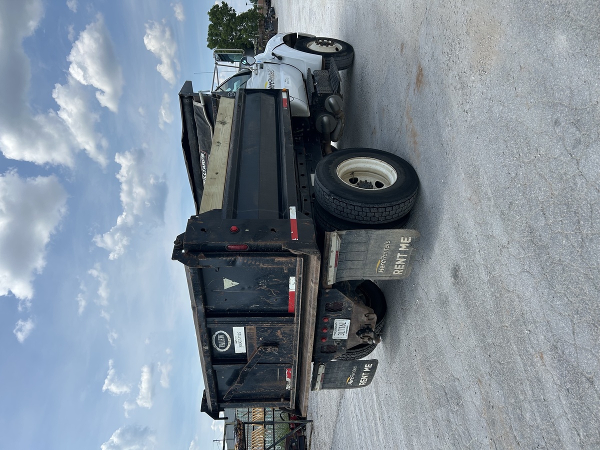 2015 Ford F750-5