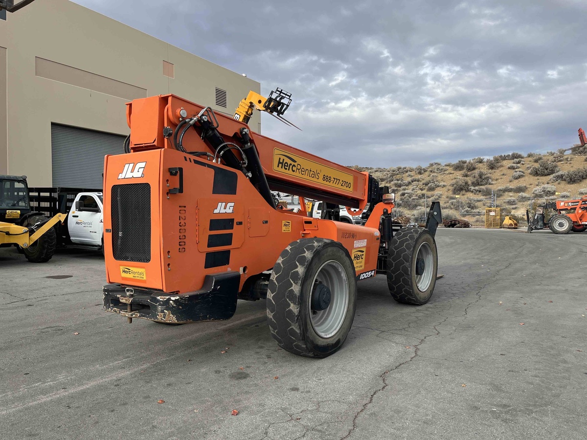 2018 SkyTrak 10054