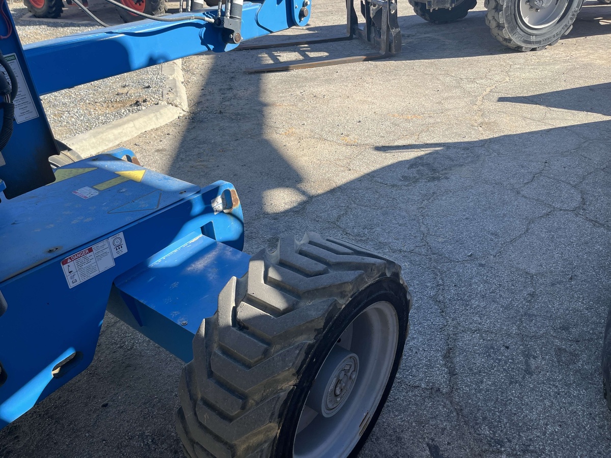 2018 Genie Z-45/25J RT-8