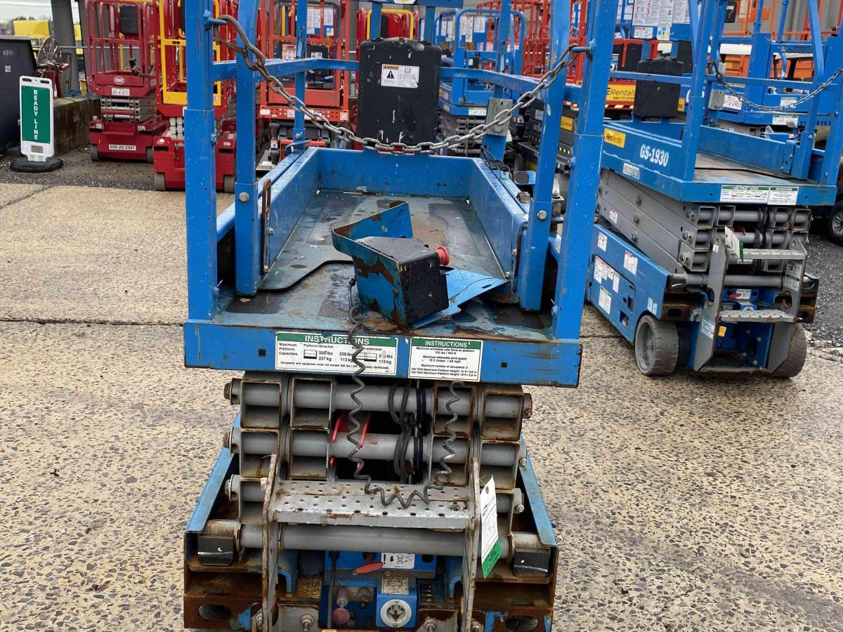 2018 Genie GS-1930