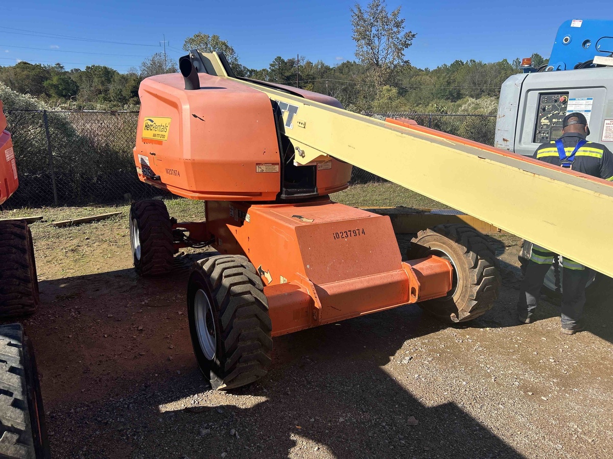 2018 JLG 460SJ-2