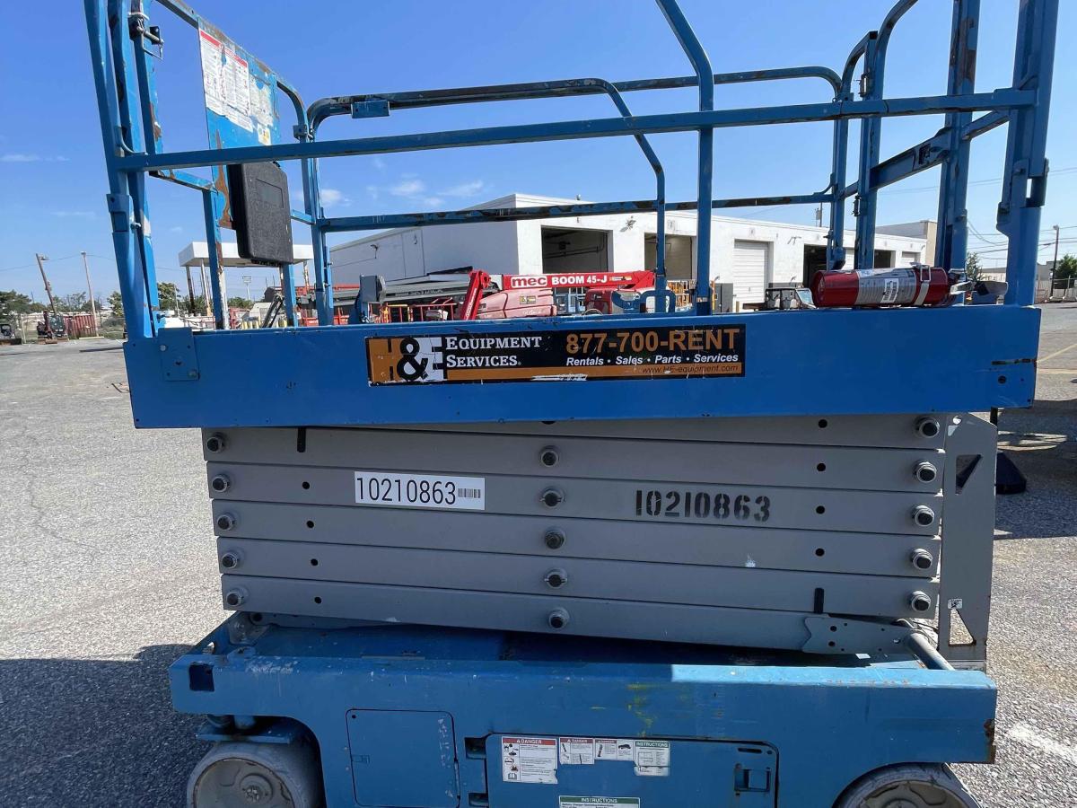 2017 Genie GS-4047-2