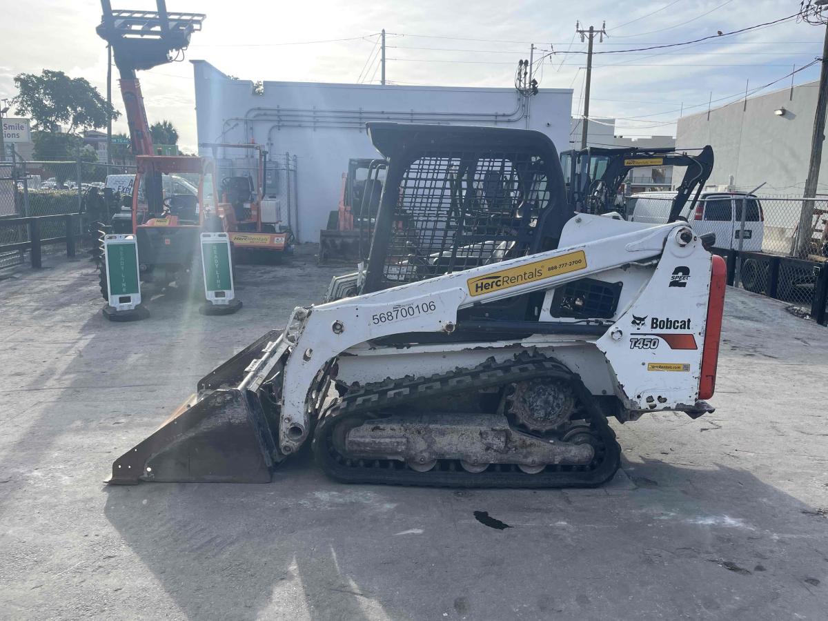 2019 Bobcat T450