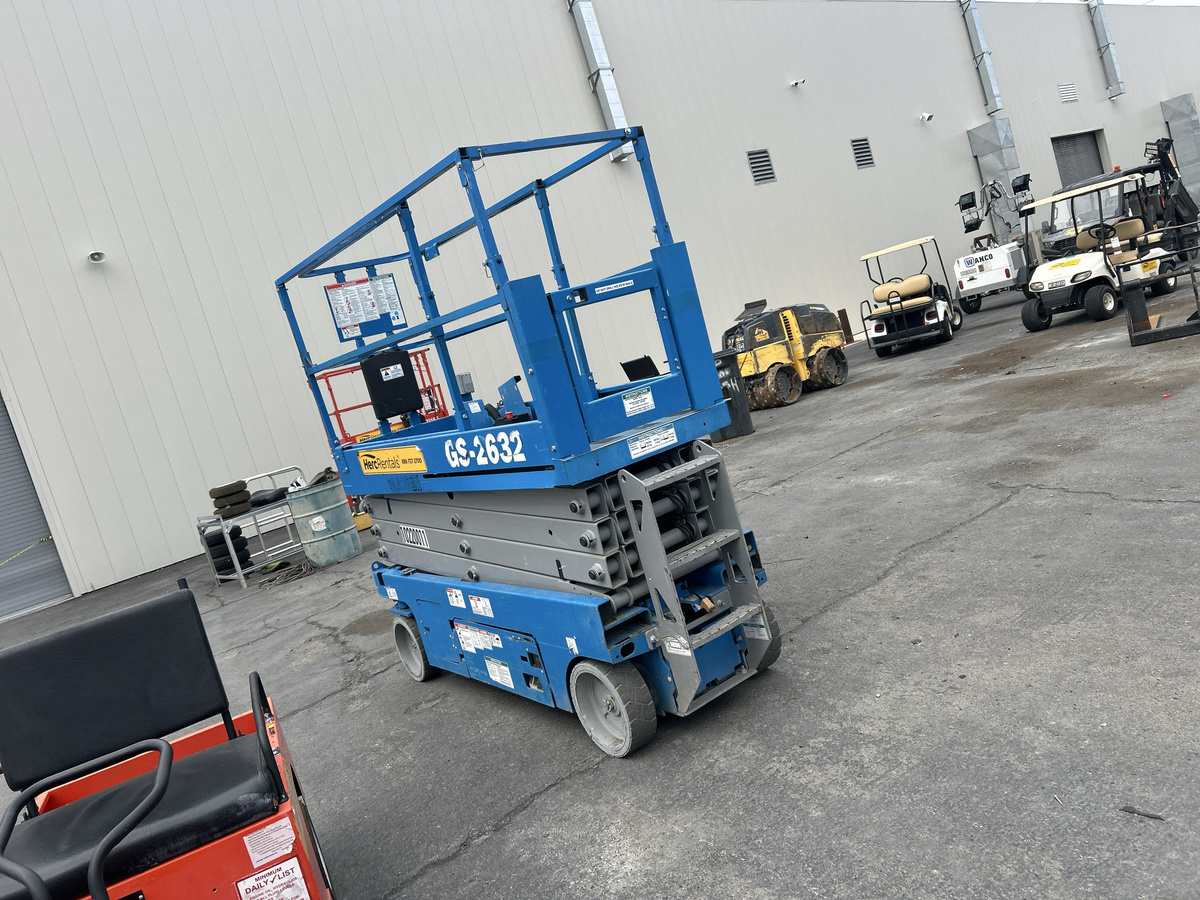 2017 Genie GS-2632