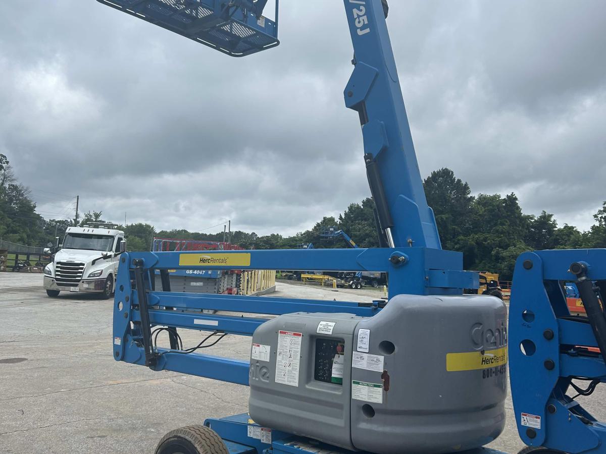 2016 Genie Z-45/25-1