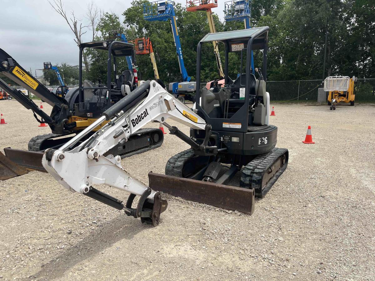 2019 Bobcat E26