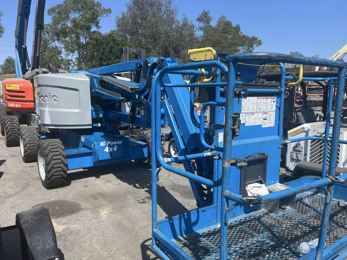 2017 Genie Z-45/25J RT
