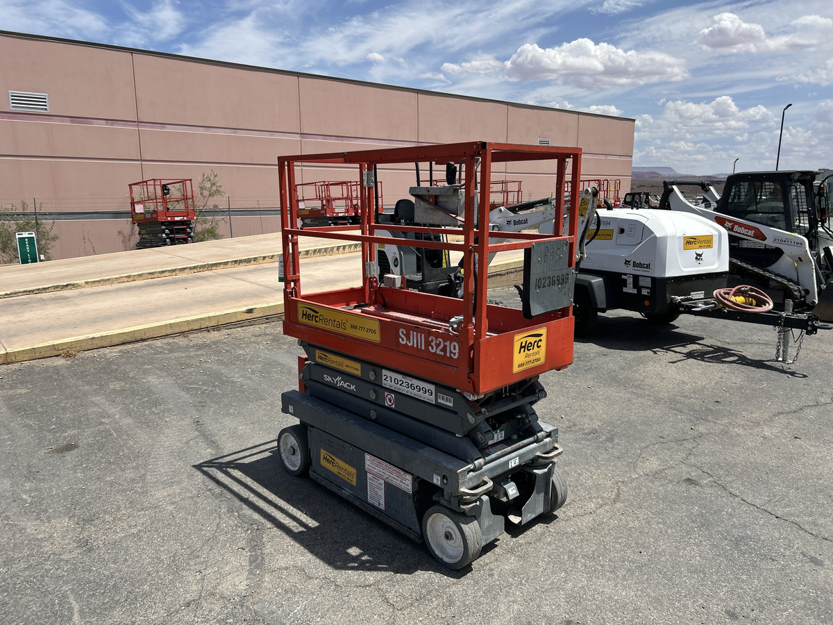 2018 Skyjack SJ3219