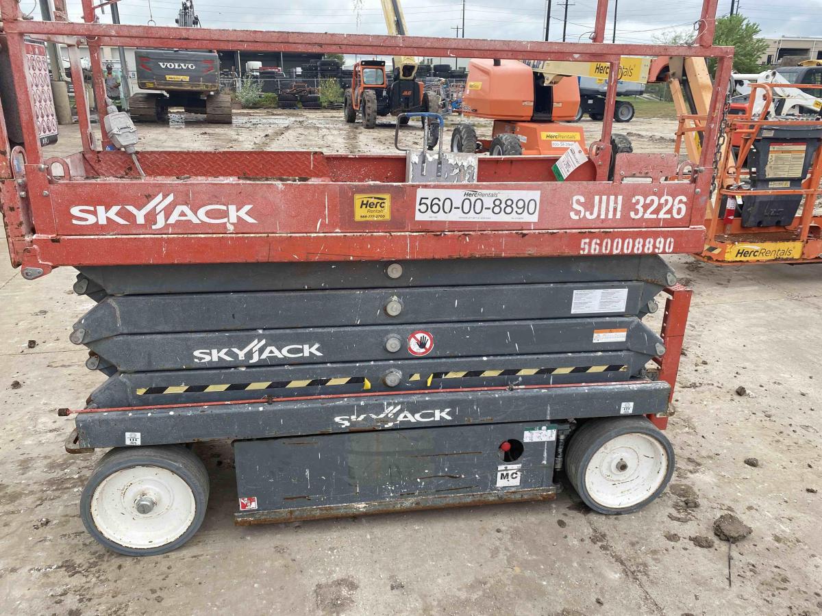 2017 Skyjack SJ3226