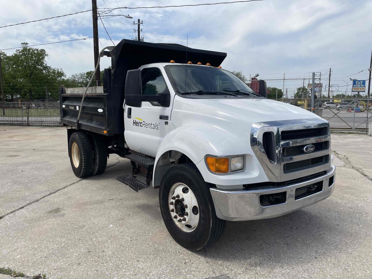 2015 Ford F650