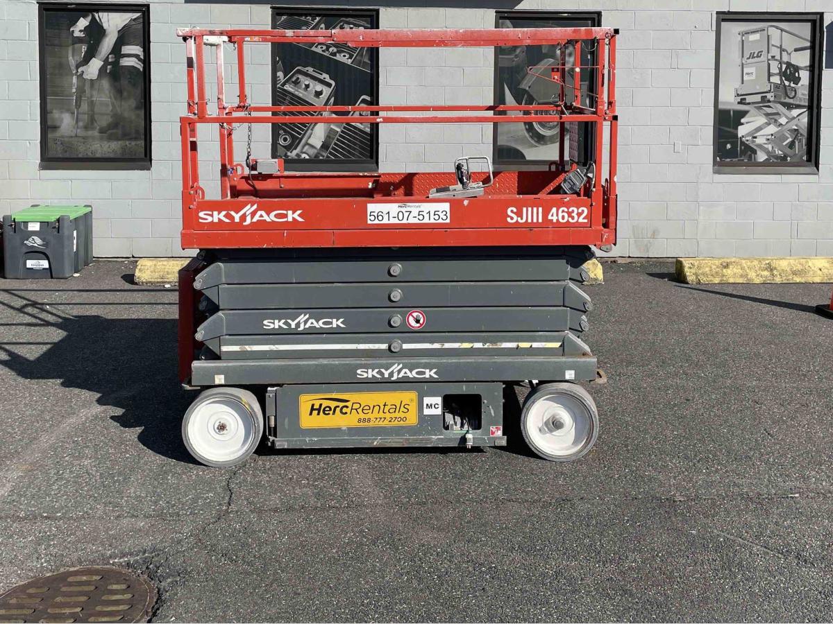 2017 Skyjack SJ4632