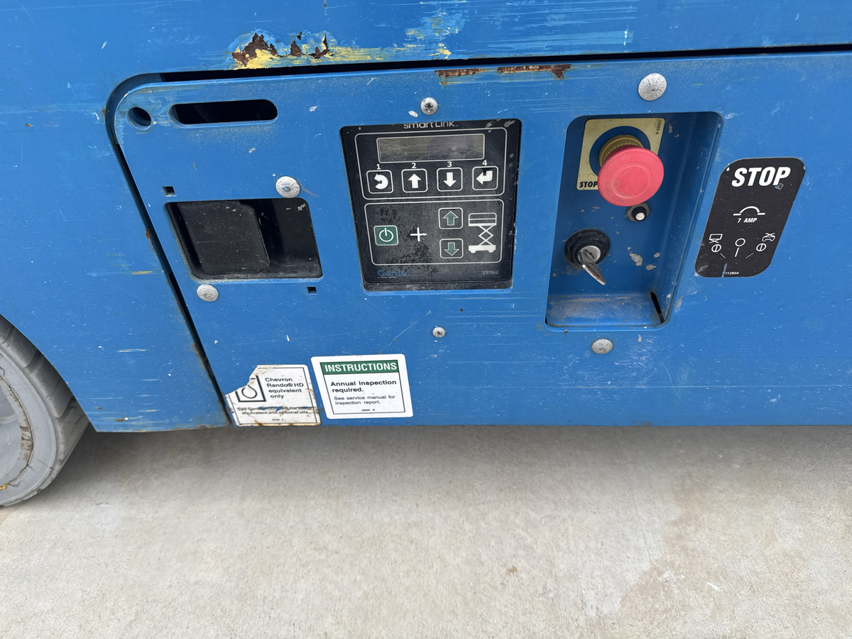 2017 Genie GS-3232-7