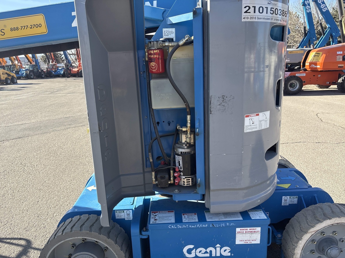 2014 Genie Z-30/20 N-8