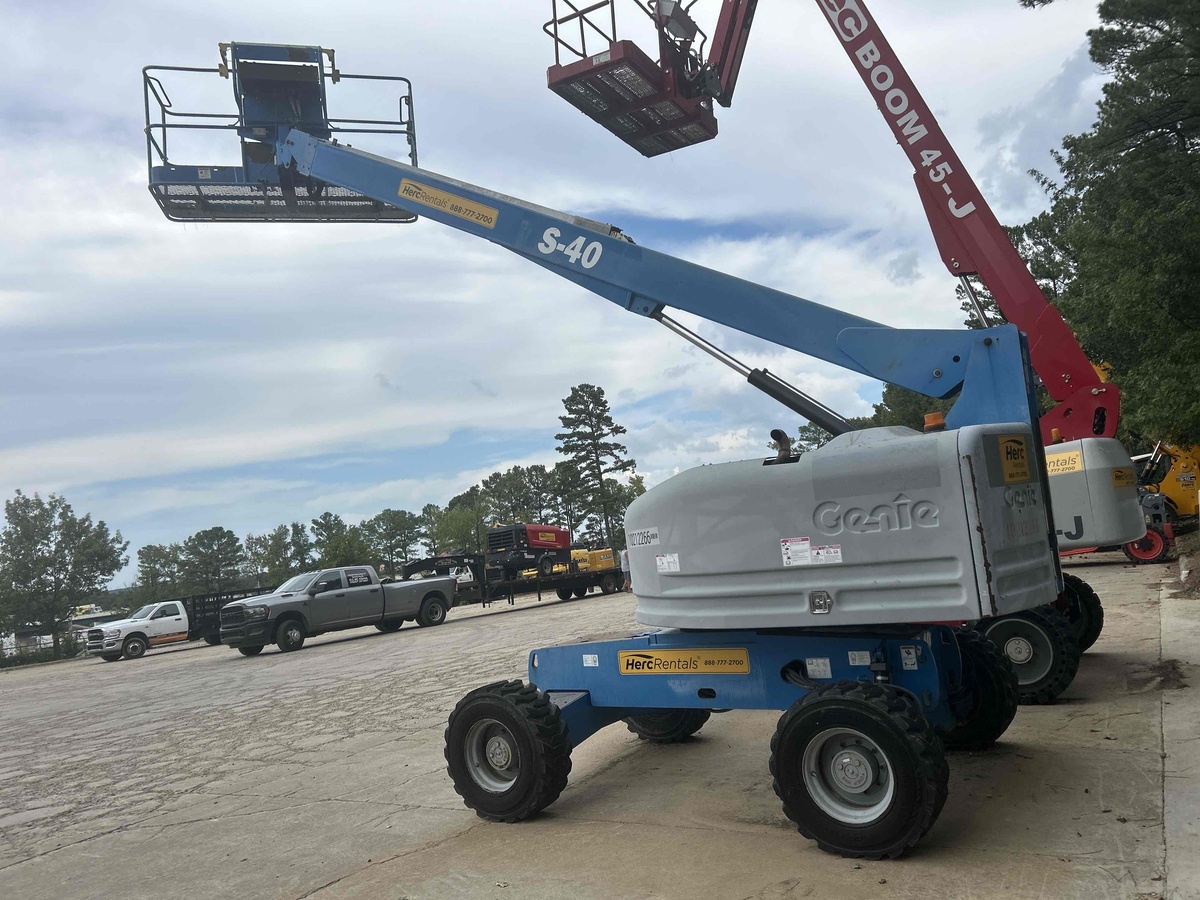 2017 Genie S-40-2