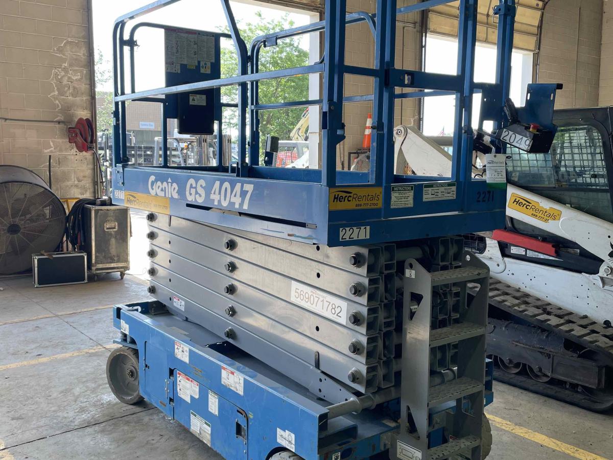 2016 Genie GS-4047-2