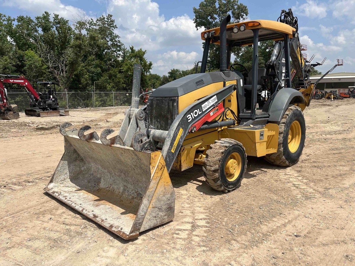 2019 John Deere 310L-2