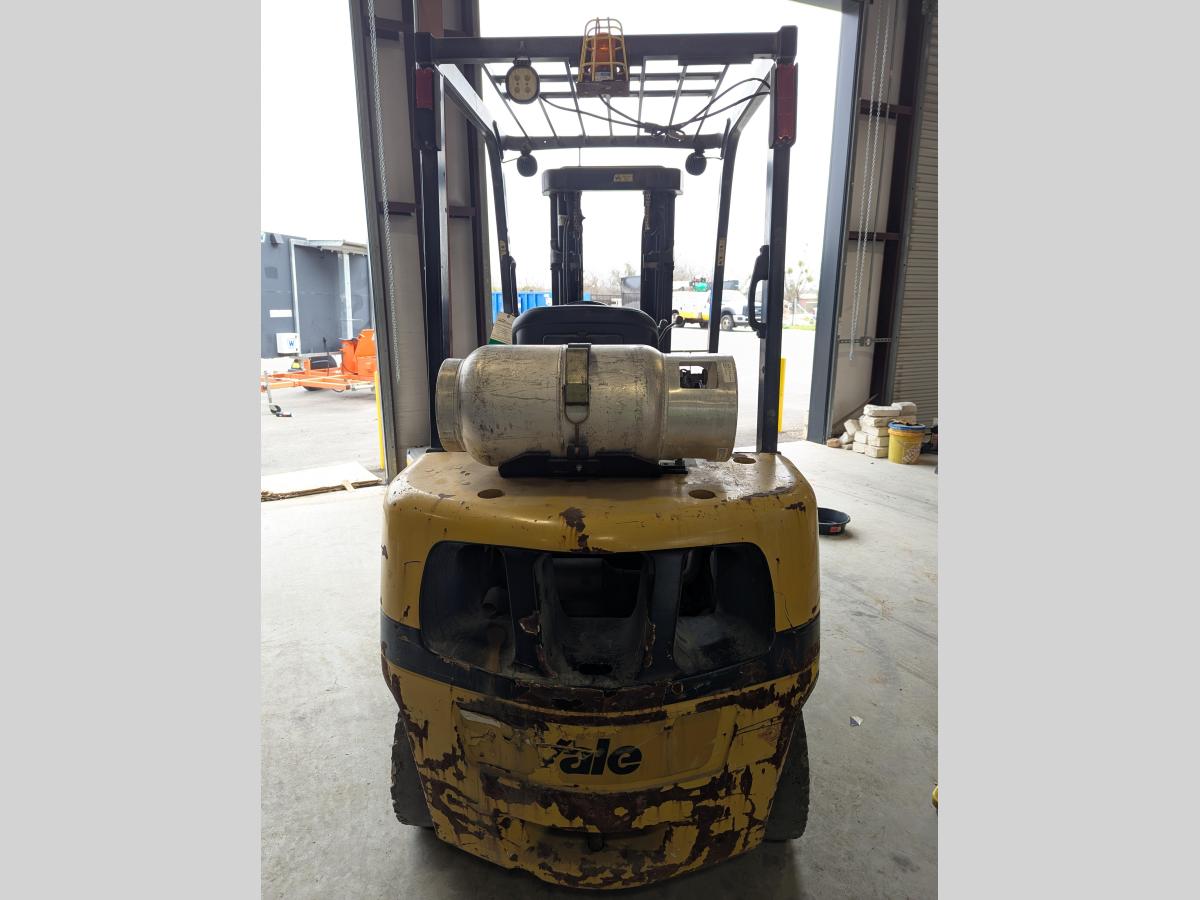 2017 Yale GLP050MX