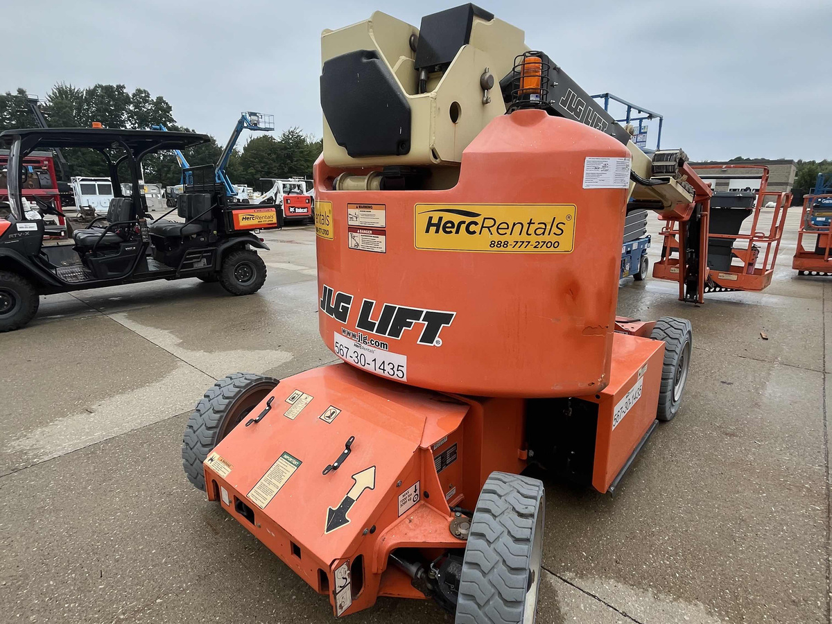 2018 JLG E400AJPN-3