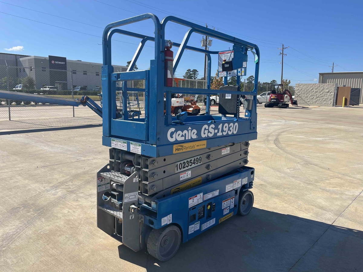 2018 Genie GS-1930
