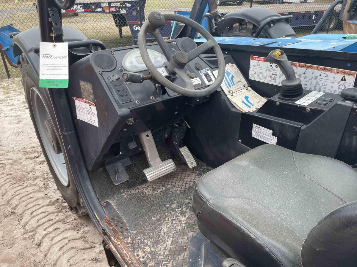 2018 Genie GTH-1056