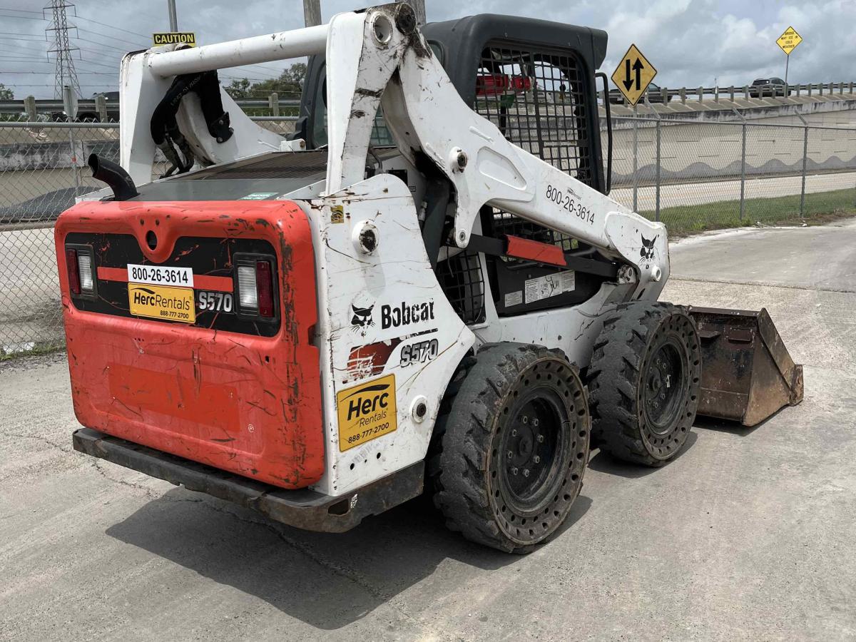 2019 Bobcat S570