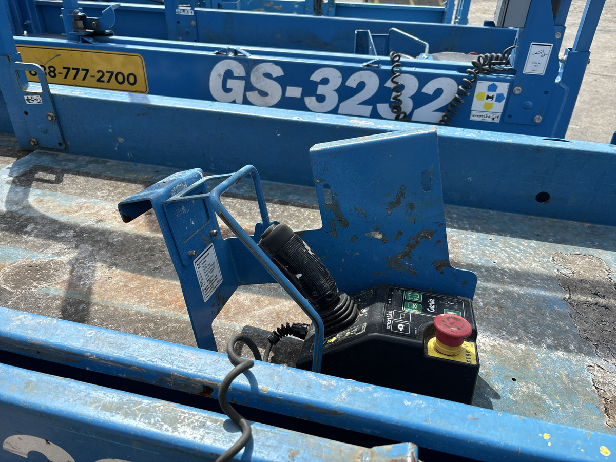 2019 Genie GS-3232-2